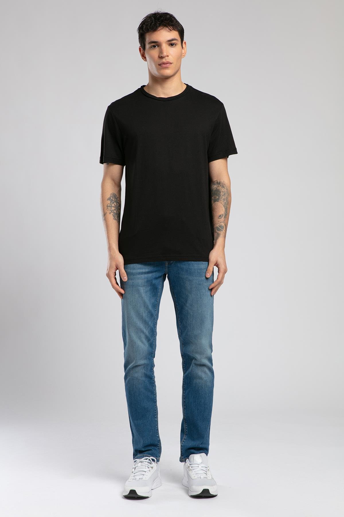Gael Black O-Neck Men's Tee Gael Black O-Neck Men's Tee