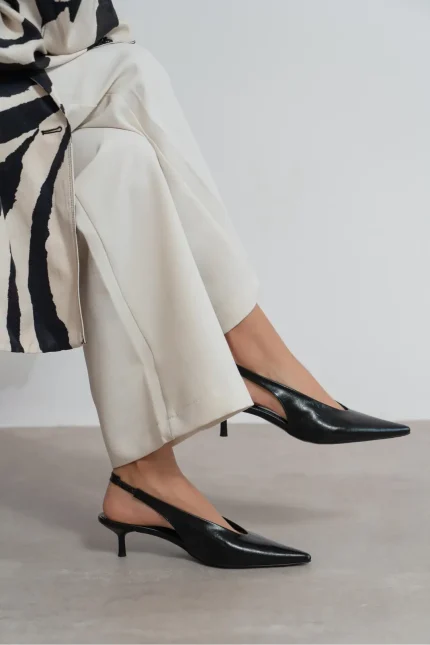 Nisantasi MELVIN შავი