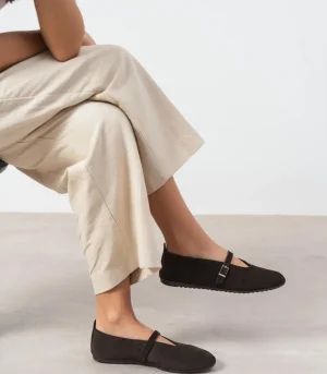 Nisantasi MERA ყავისფერი