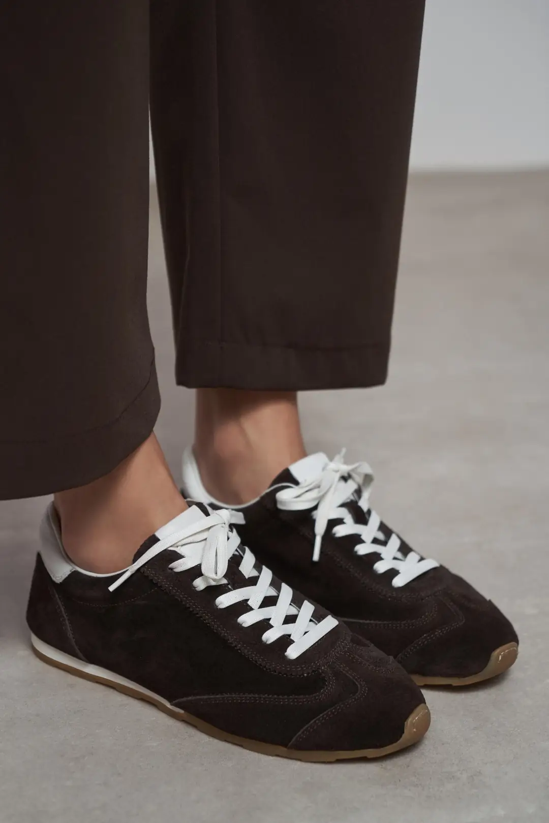 Nisantasi Ladin მუქი ყავისფერი Nisantasi Ladin მუქი ყავისფერი