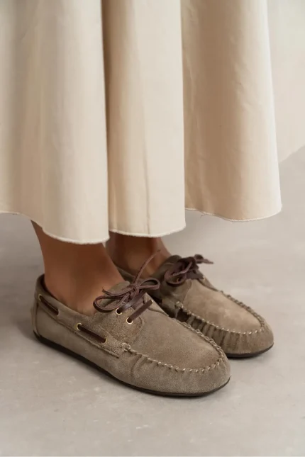 Nisantasi DOBY ბეჟი