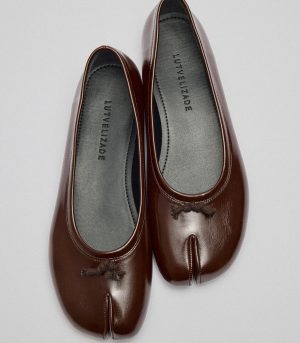 Lutvelizade Ballet Flats with Toe Knot ყავისფერი